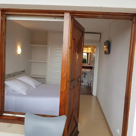 Nuevo Ondina Hotel 3*